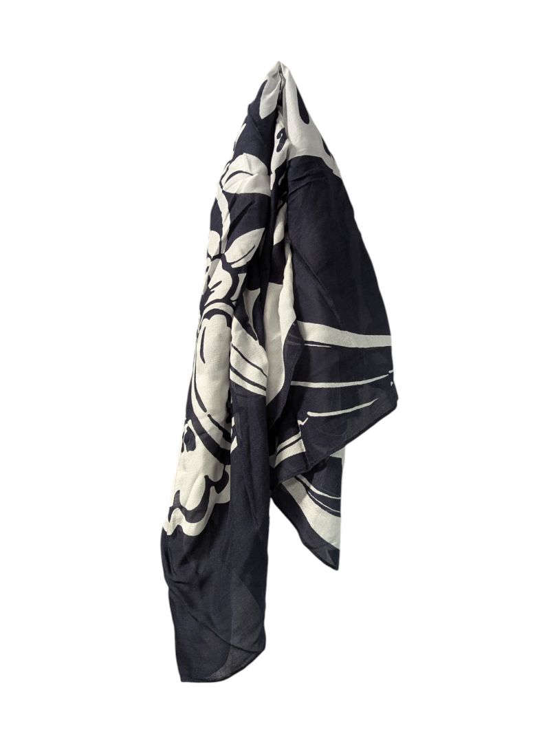 Lot of 7 Fashion Scarves – Assorted Prints & Materials