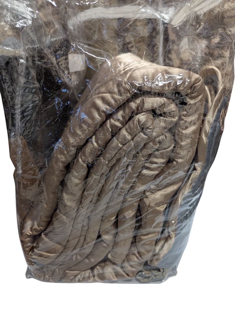 Luxury Quilted Bedding Set – Champagne & Silver Satin Ensemble