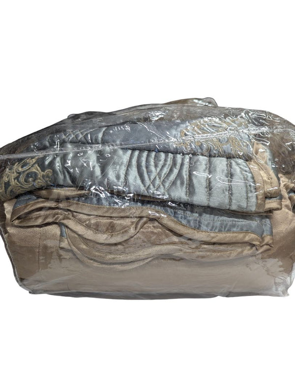 Luxury Quilted Bedding Set – Champagne & Silver Satin Ensemble