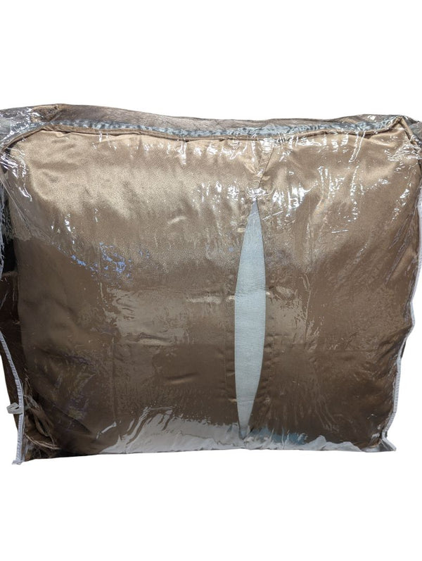 Embroidered Satin Bedding Set – Silver & Champagne Quilted Ensemble