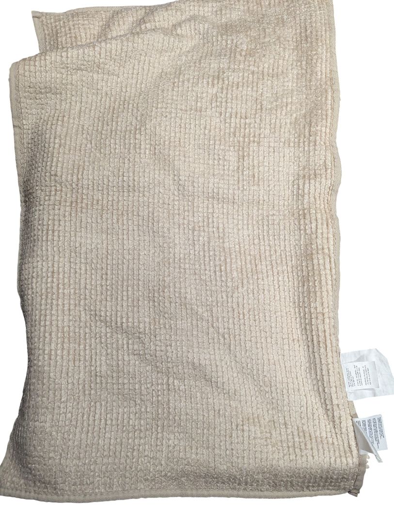 Sage Microfiber Chenille Bath Mat – Beige