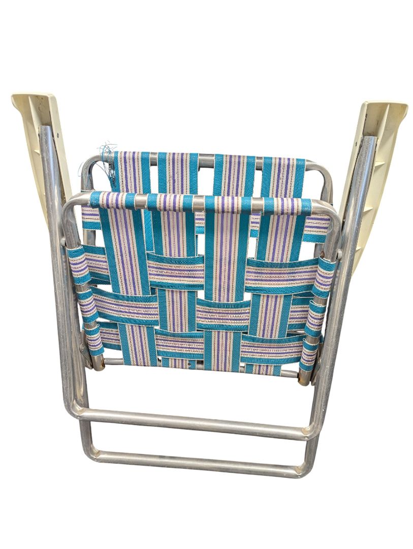 Vintage Woven Aluminum Folding Lawn Chair – Blue & White Webbing