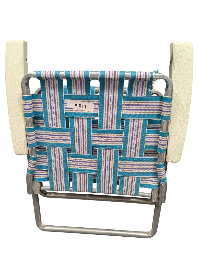 Vintage Woven Aluminum Folding Lawn Chair – Blue & White Webbing