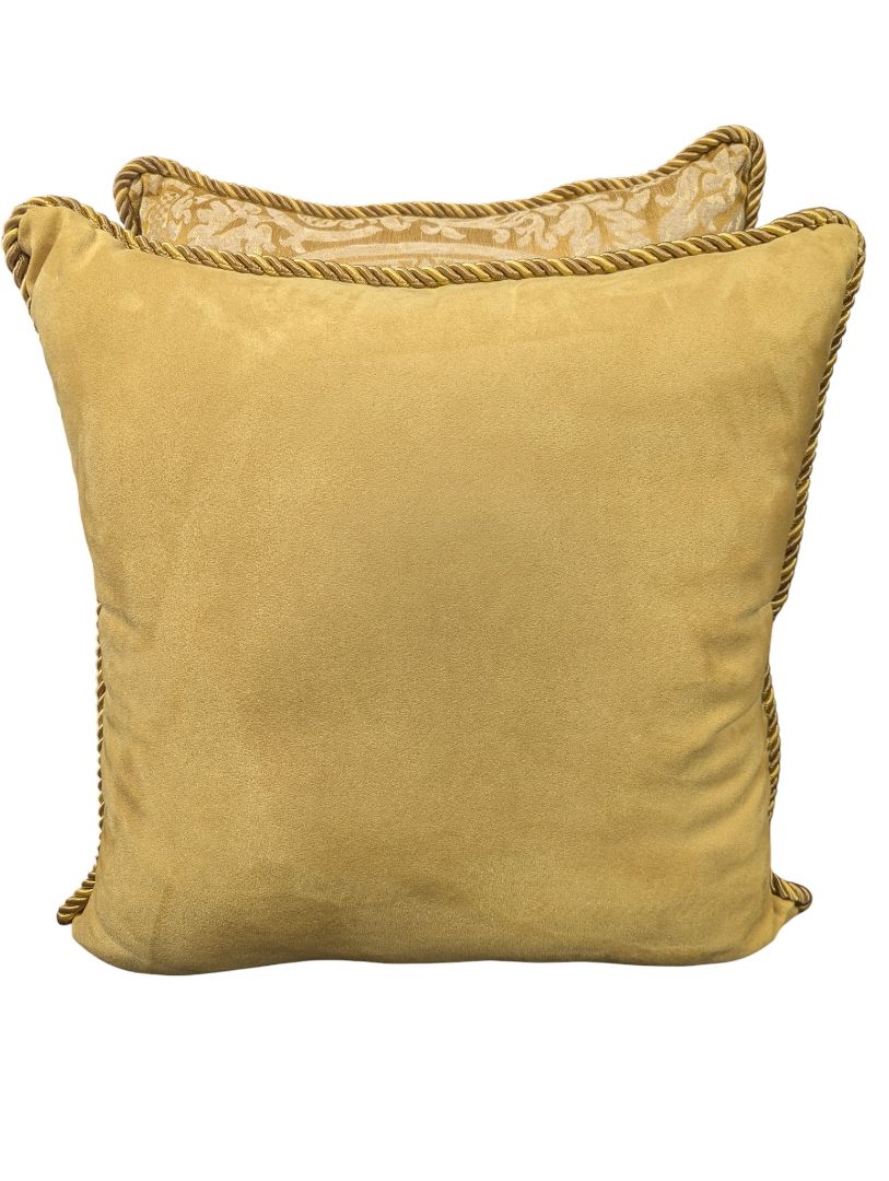 Pair of Damask Throw Pillows with Matching Tassel Valance – Gold & Cream