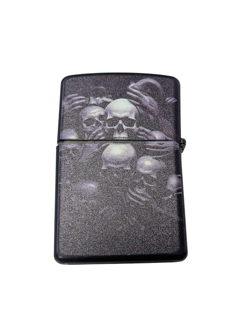Skull Graphic Flip-Top Windproof Lighter