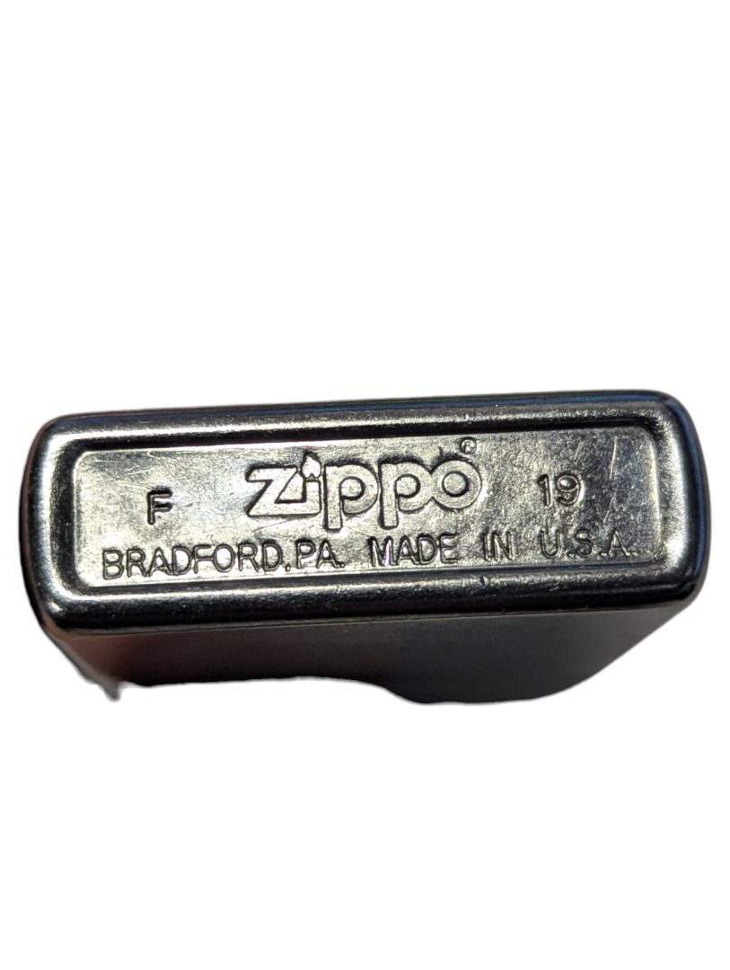 Vintage Zippo Lighter – Brushed Chrome (F • 19 Stamp)