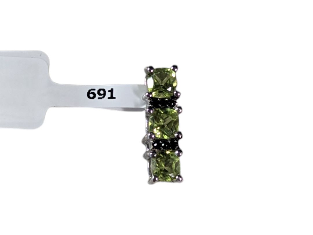 Sterling Silver Peridot & Spinel Bar Pendant – 1.00ctw