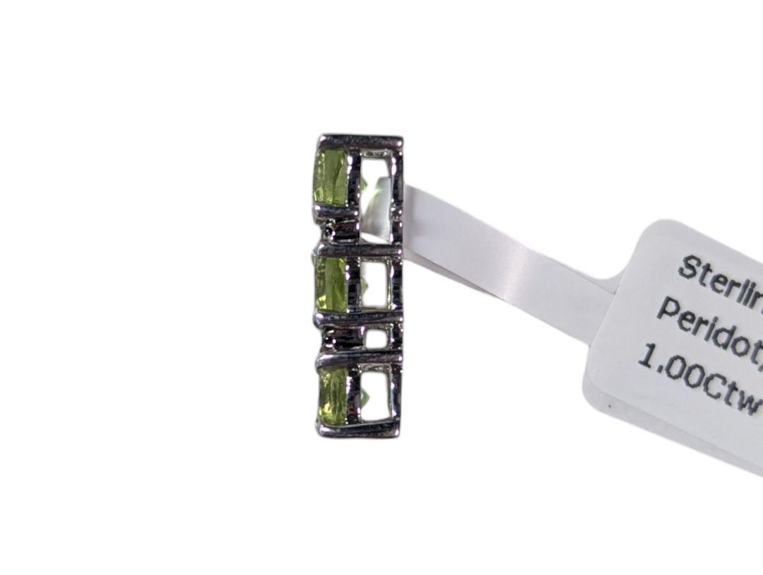 Sterling Silver Peridot & Spinel Bar Pendant – 1.00ctw