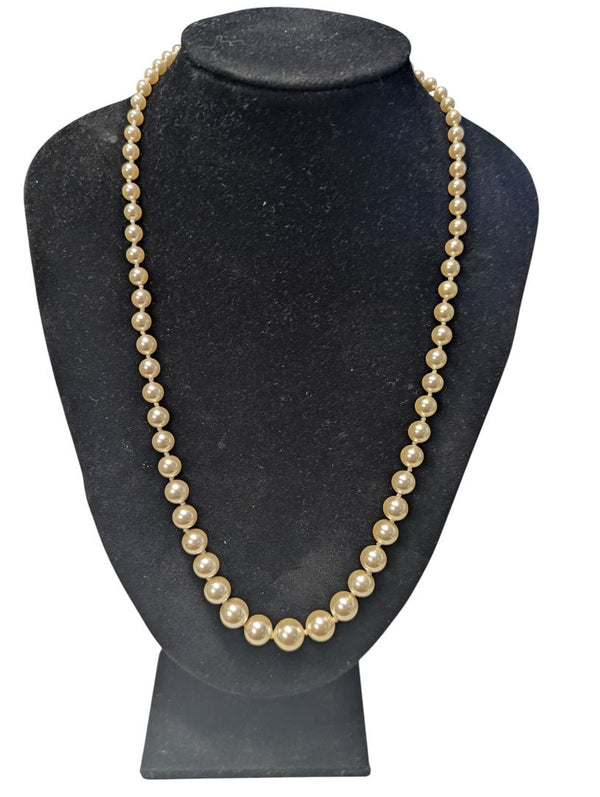 Vintage Faux Pearl Graduated Necklace