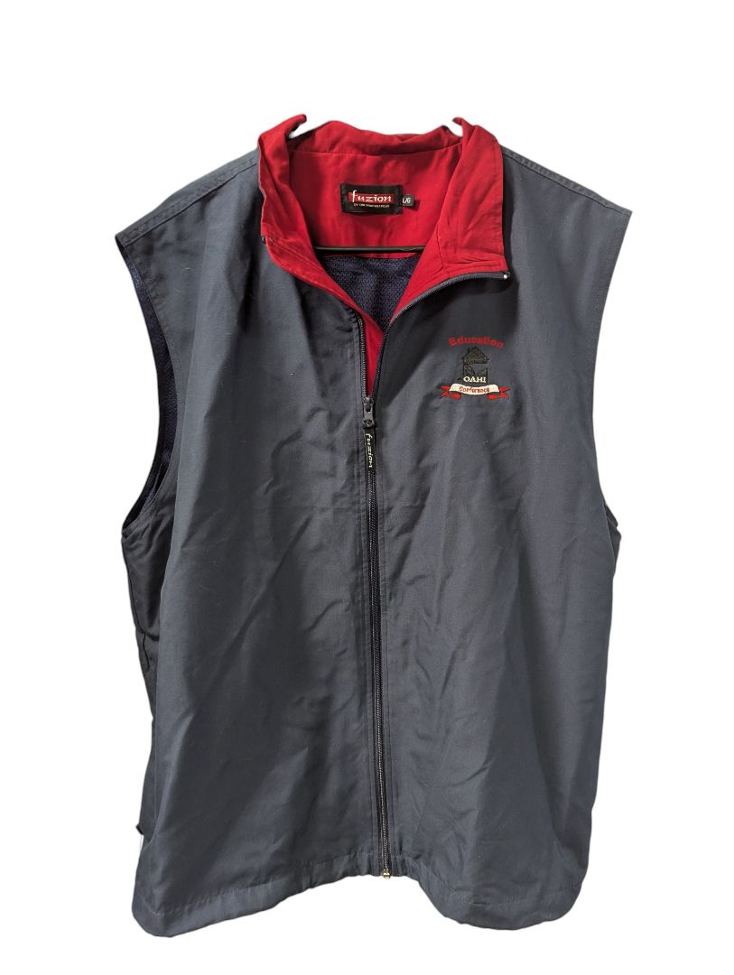 Fuzion by Con Spirit Golfwear Sleeveless Windbreaker Vest