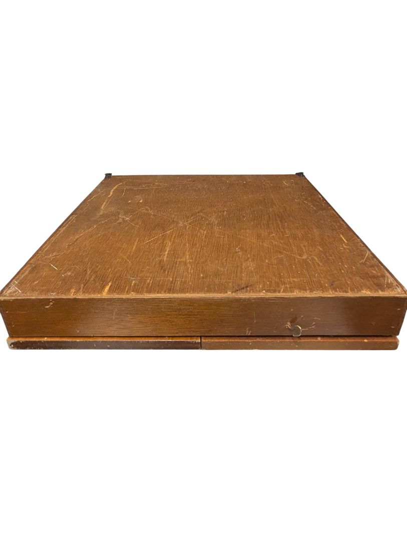 Kings Head Pub & Lodging Wooden Dartboard Cabinet with Darts