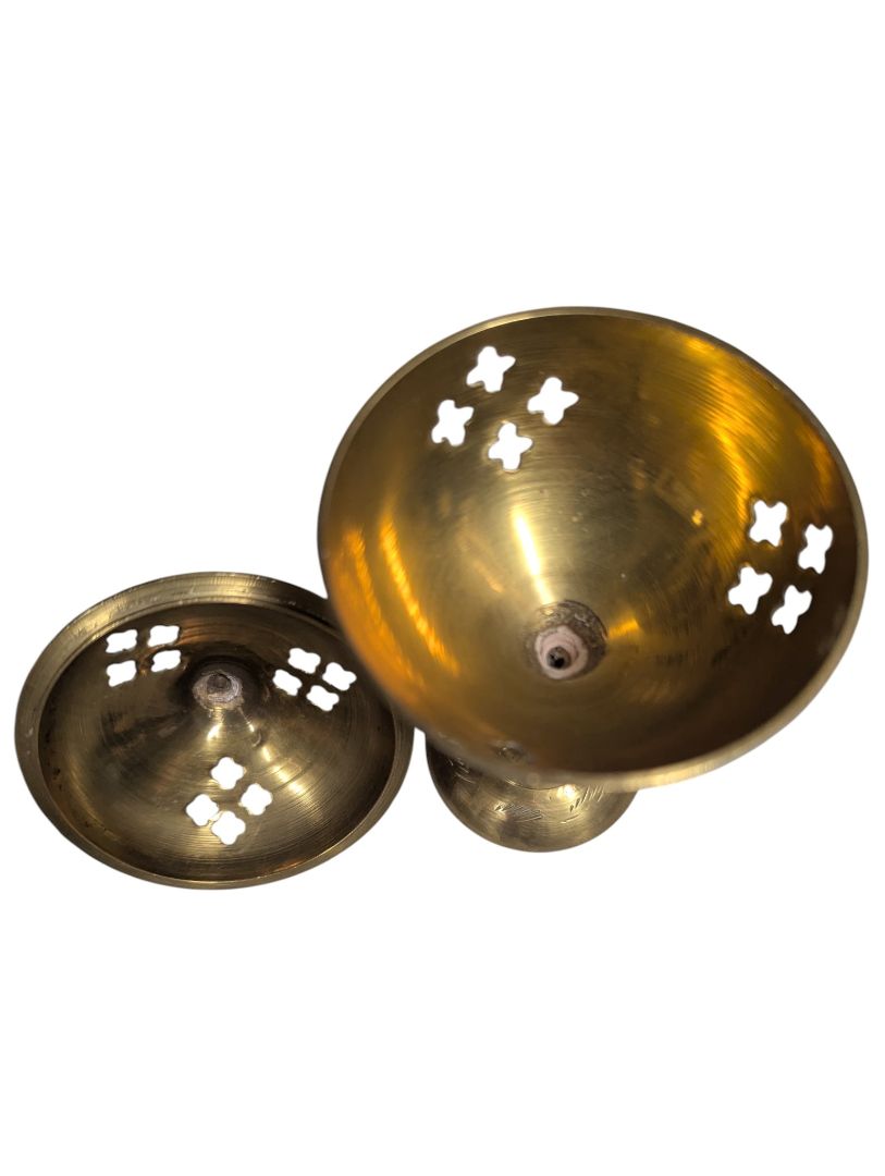 Vintage Brass Incense Burner – Pierced Floral Lid