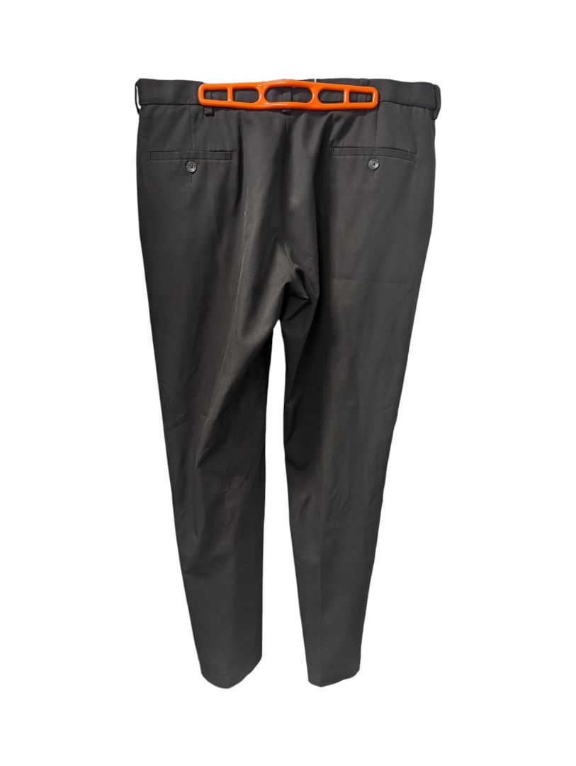 Men’s Black Haggar Dress Pants – Size 38x32