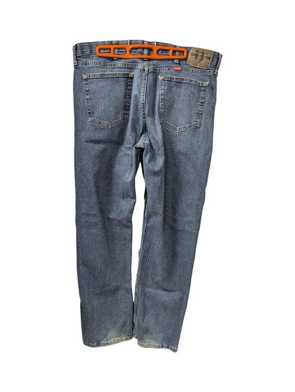 Wrangler Blue Jeans – Size 36x32