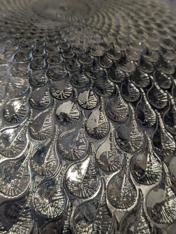 Silver Textured Leaf-Pattern Decorative Bowl
