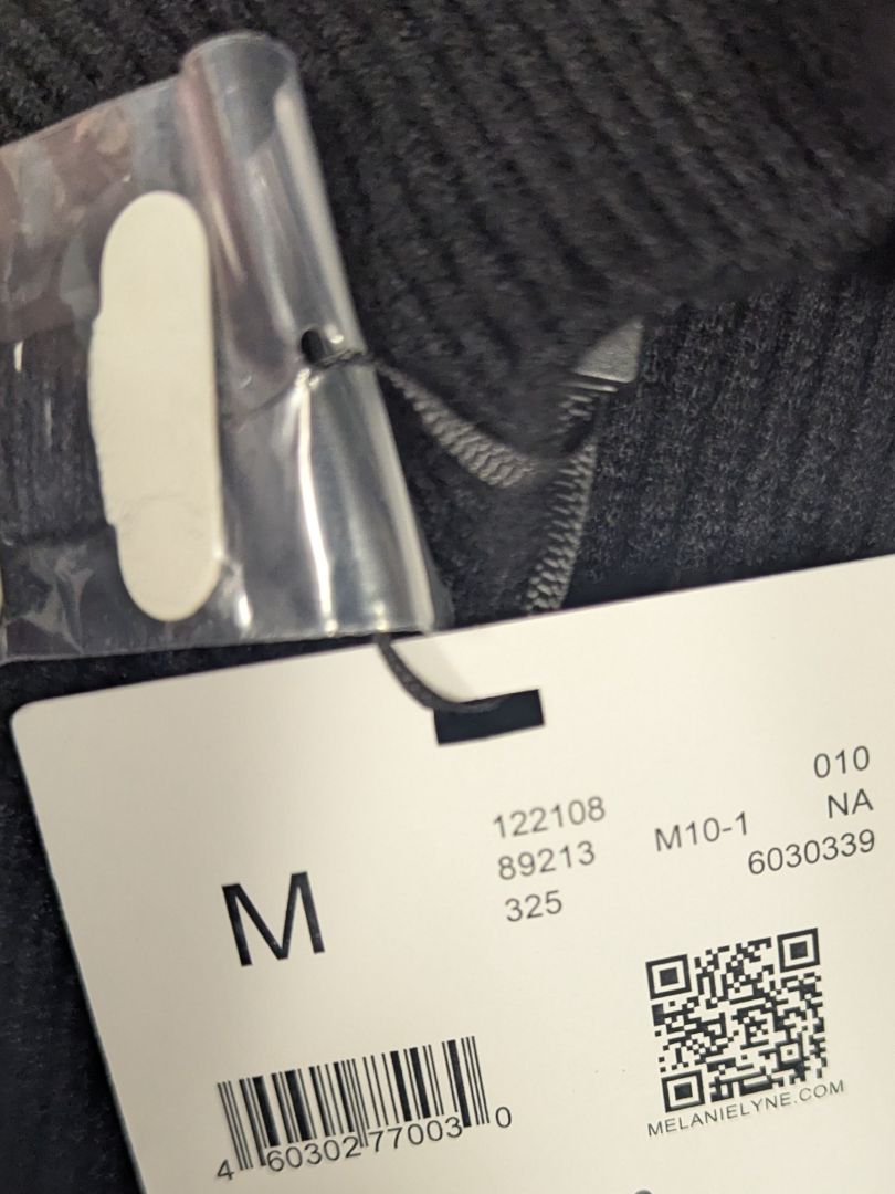 Melanie Lyne Black Mock-Neck Ribbed Sweater – Size M