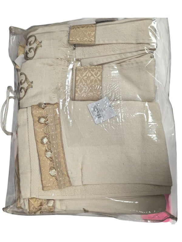Gold Embroidered Multi-Piece Bath Towel Set