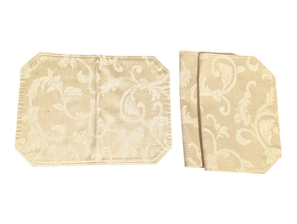 Damask Table Linen Set in Ivory – Multiple Pieces