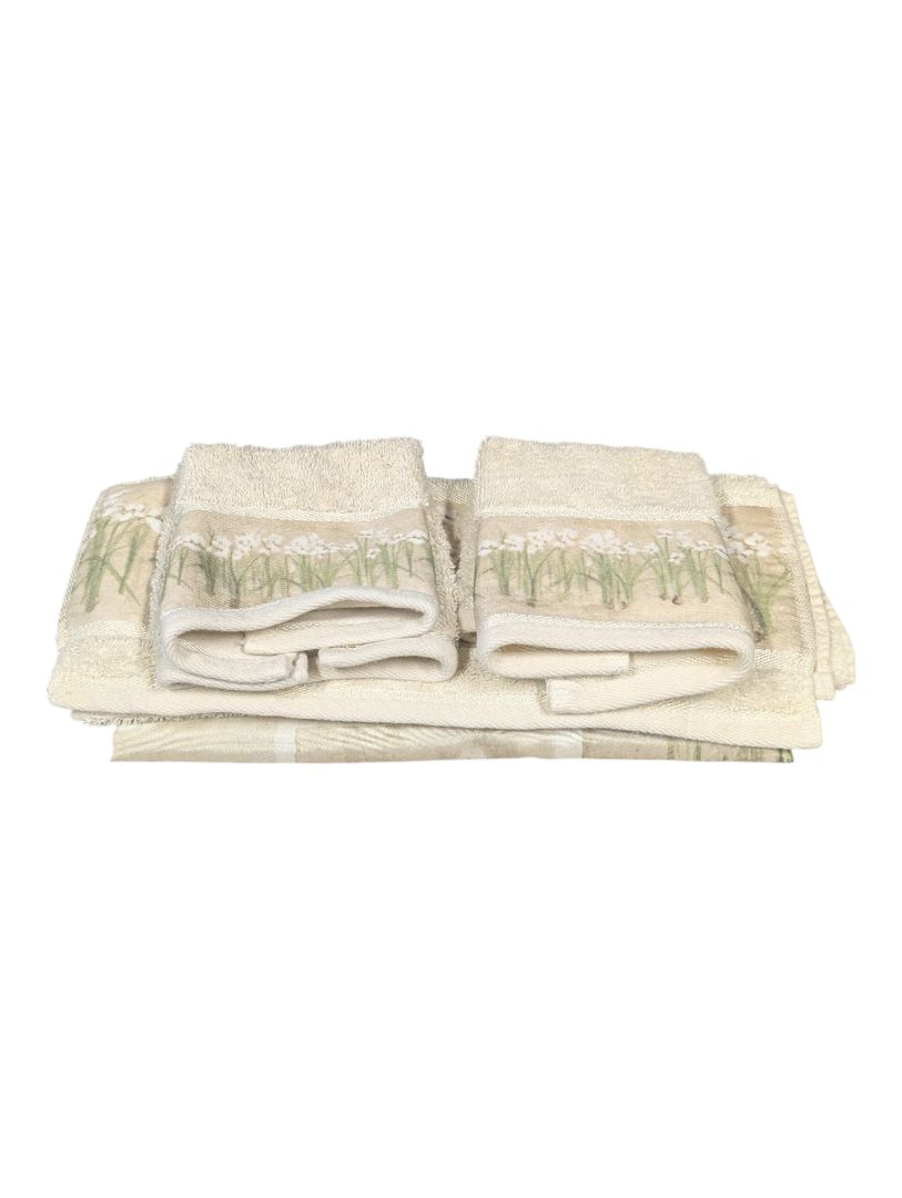 Botanical Shower Curtain Panel with Matching Washcloths – 3-Piece Set
