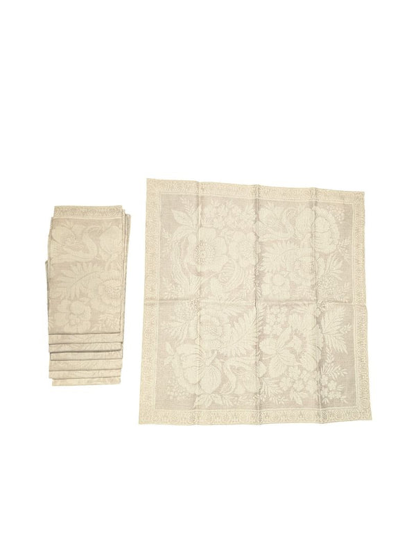 Williams sonoma vintage floral jacquard table linens