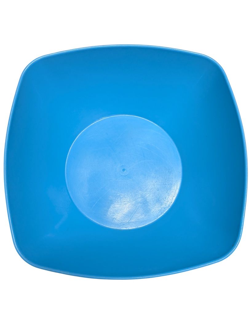 Set of Plastic Mixing / Serving Bowls with Car Adapter Base