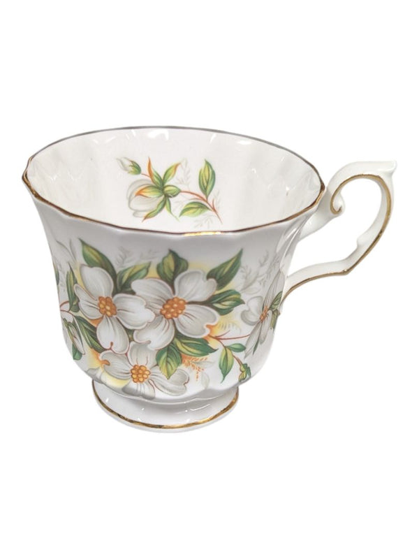 Elizabethan “Dogwood” Fine Bone China Teacup