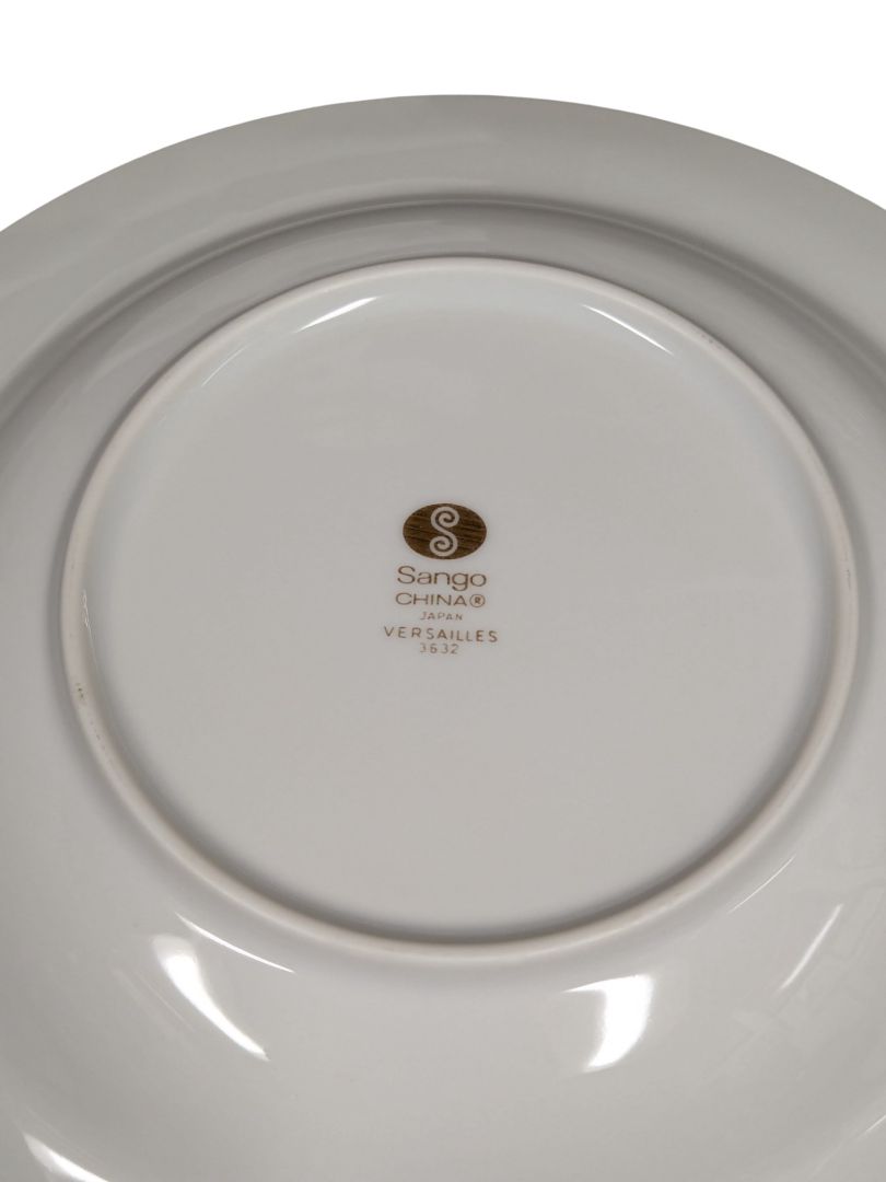 Sango “Versailles” Fine China Dinnerware Set – Gold Scroll Pattern