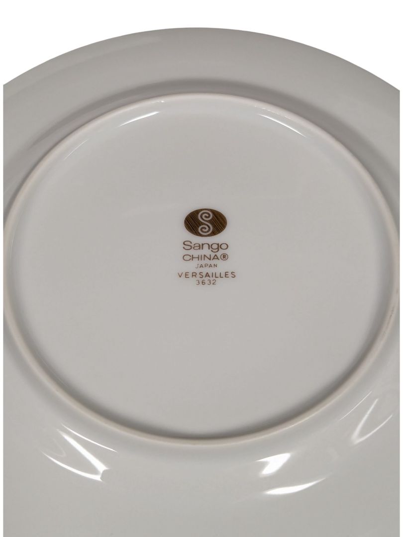Sango “Versailles” Fine China Dinnerware Set – Gold Scroll Pattern