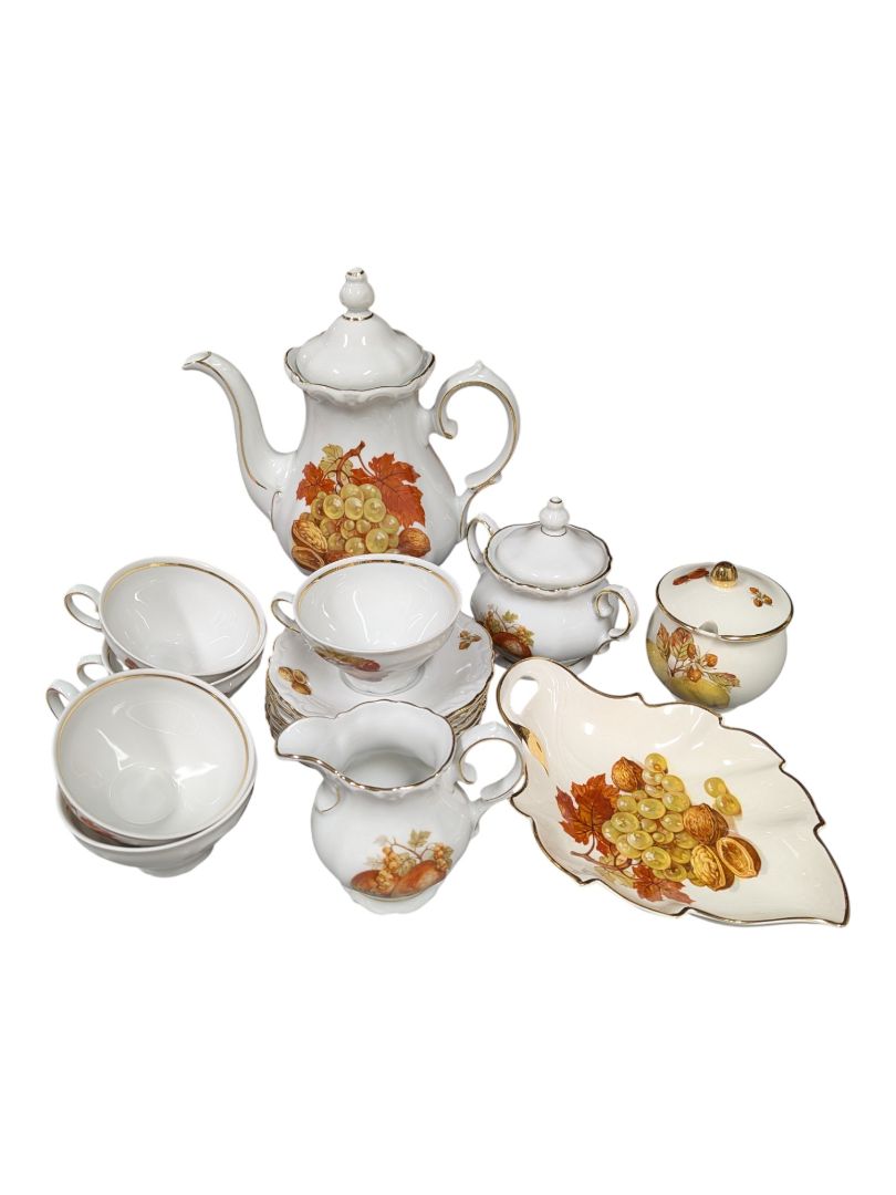 English Crown Devon Fruit Motif Tea & Serving Set