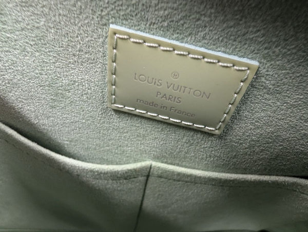 Louis Vuitton Alma Epi Leather Handbag — Pistache Green
