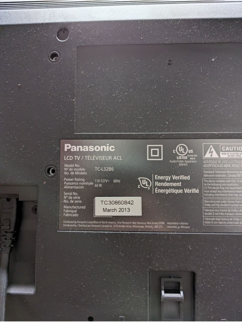 Panasonic 32″ LCD Television with Remote – Model TC-L32B6