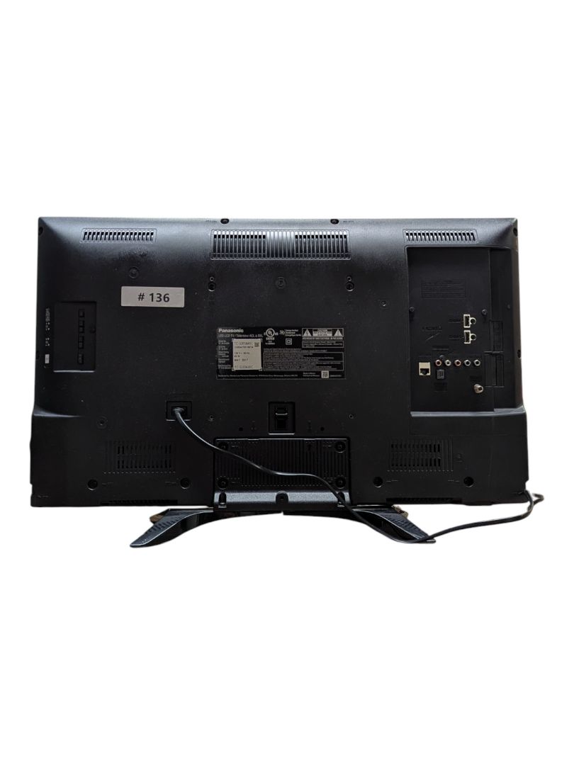 Panasonic 32″ LED LCD Television with Remote – Model TC-32ES600C