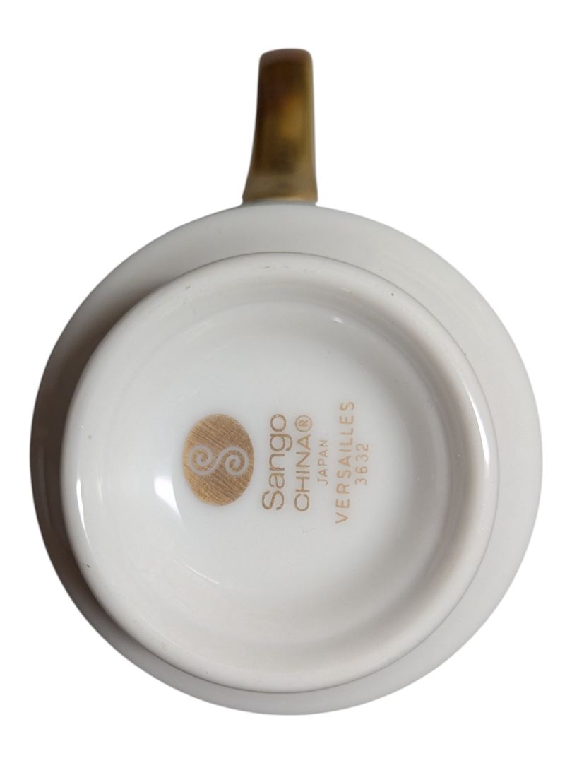 Sango “Versailles” Fine China Dinnerware Set – Gold Scroll Pattern