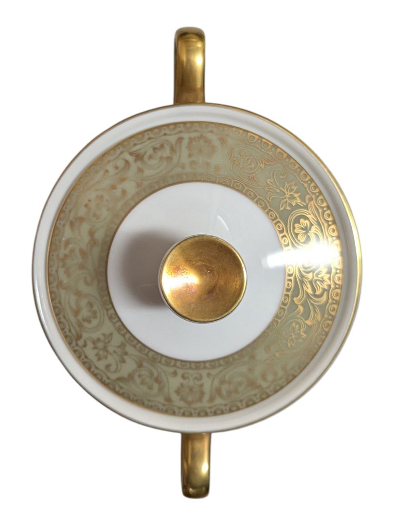 Sango “Versailles” Fine China Dinnerware Set – Gold Scroll Pattern