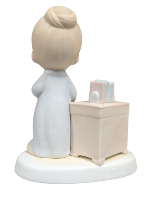 Precious Moments “Love Never Fails” Figurine – Teacher Report Card w/ Box