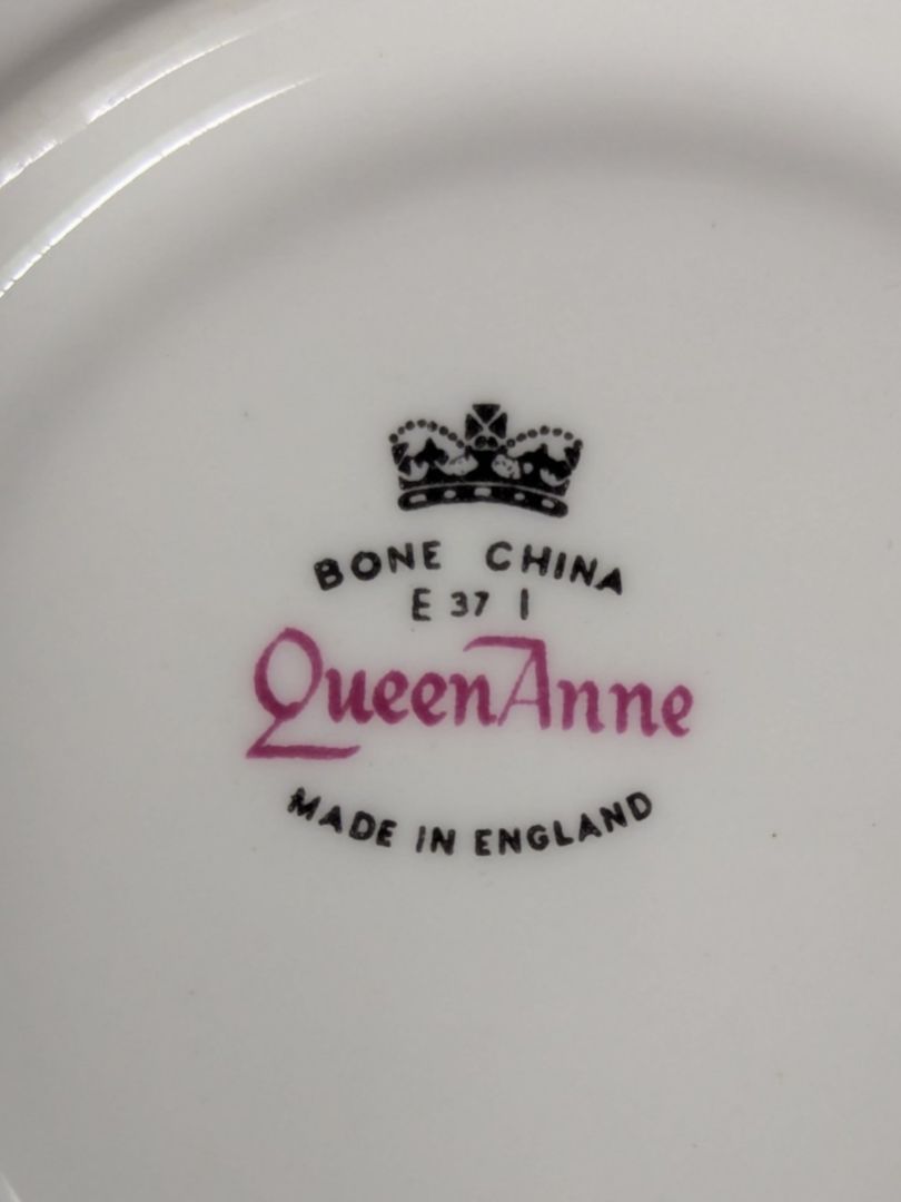 Queen Anne Bone China Tea Cup & Saucer Set - Pink & Yellow Roses