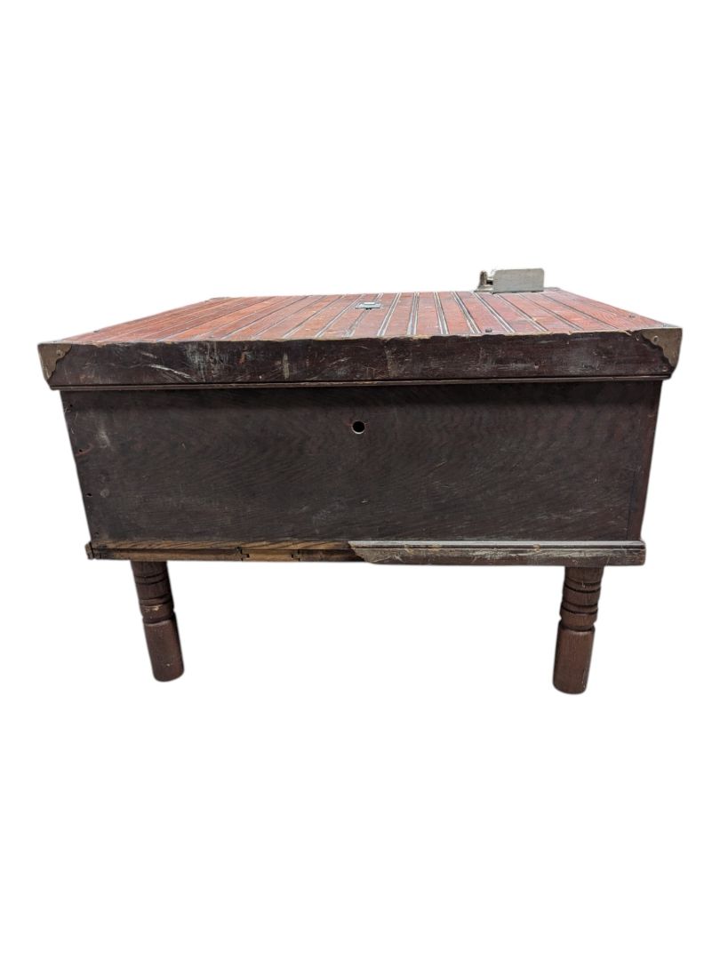 Buckeye Number 2 Antique Egg Incubator - The Buckeye Incubator Co.