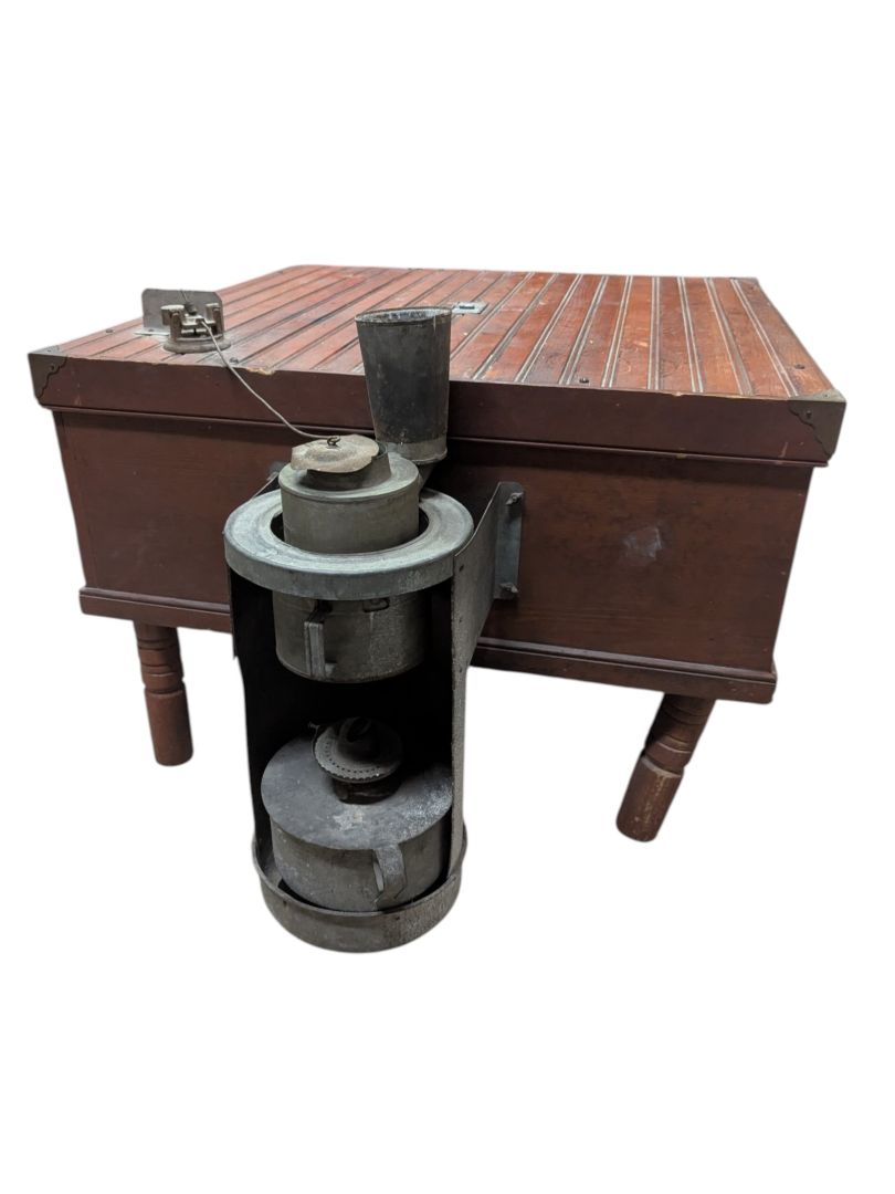 Buckeye Number 2 Antique Egg Incubator - The Buckeye Incubator Co.
