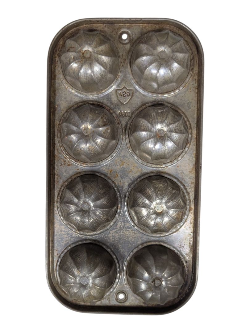 Vintage GSK Chicago Aluminum Muffin / Gem Baking Pans (Set of 4)