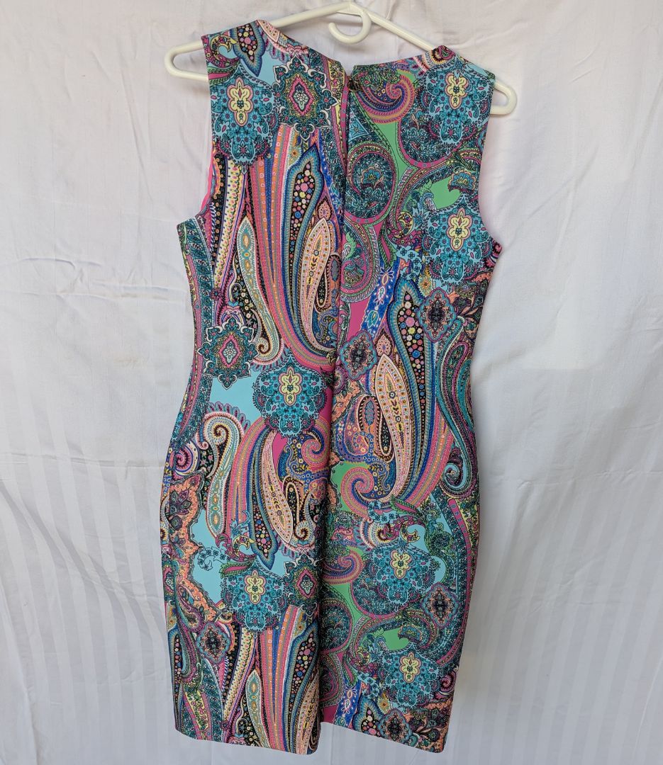 Tommy Hilfiger Multicolor Paisley Sheath Dress – Size 8