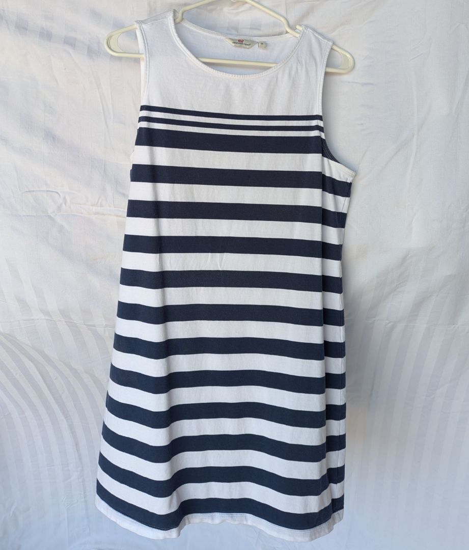 Vineyard Vines Navy & White Striped Sleeveless Shift Dress – Size M