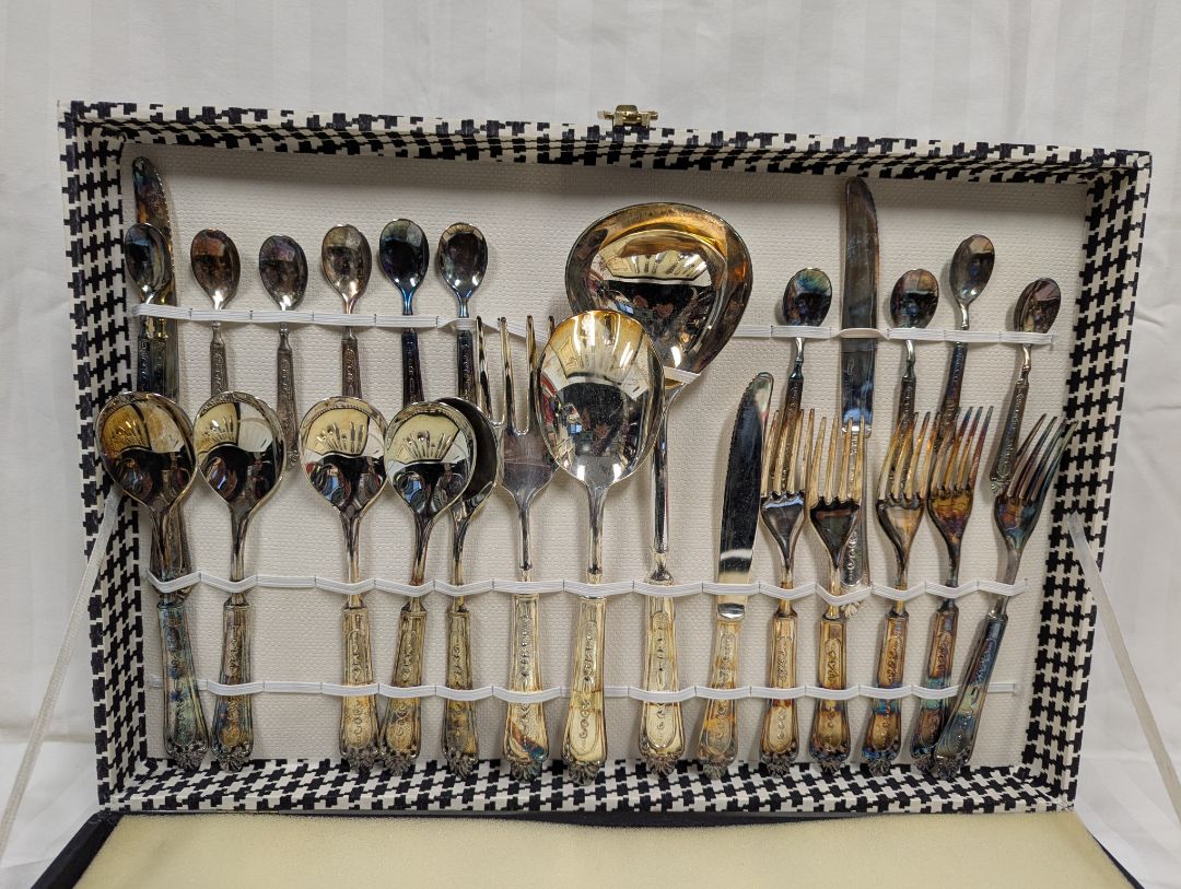 Vintage Italian Silver Plated Cutlery Set in Original Storage Case