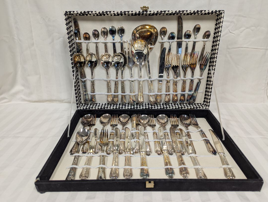 Vintage Italian Silver Plated Cutlery Set in Original Storage Case