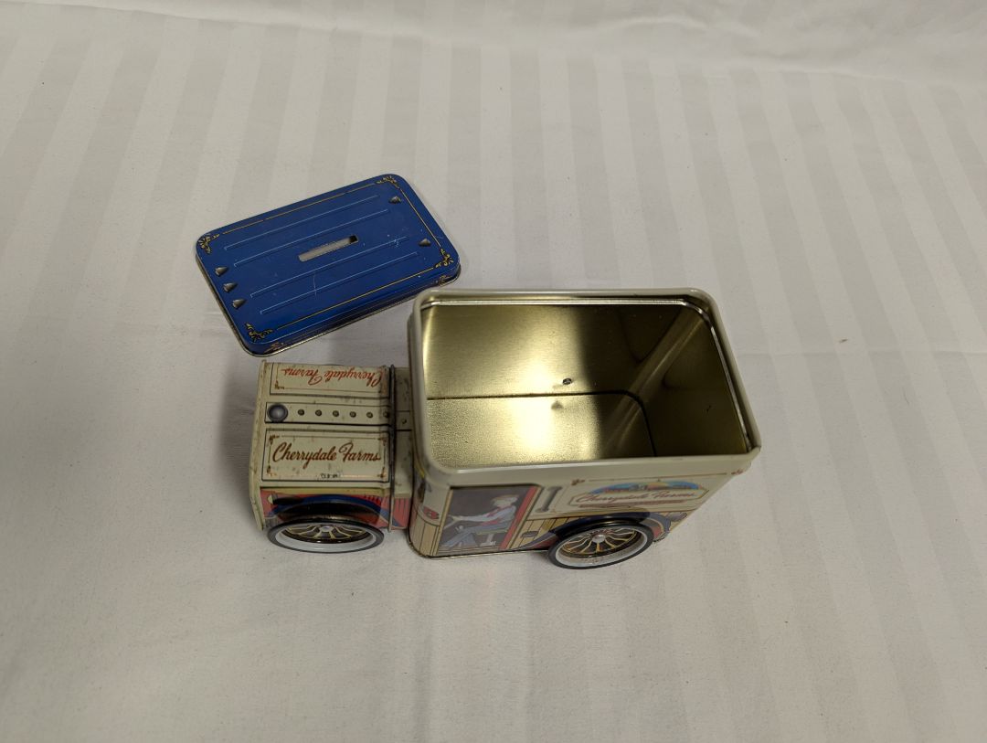 Vintage Coca-Cola Holiday Joy Tin Truck Containers – Set of 2