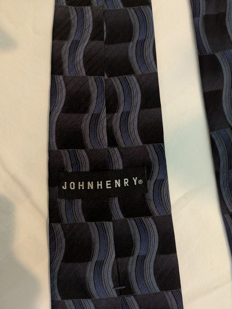 John Henry Blue & Black Wave Pattern Silk Tie