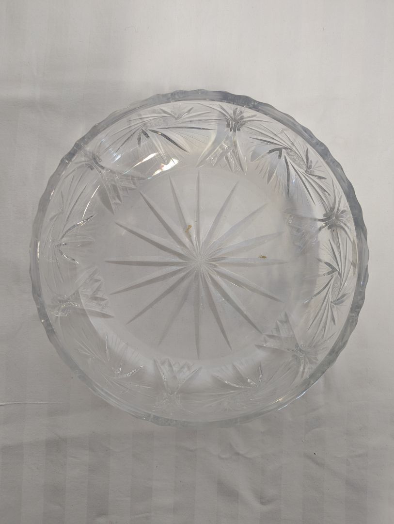 Genuine Hand-Cut 24% Lead Crystal Bowl with Original Box