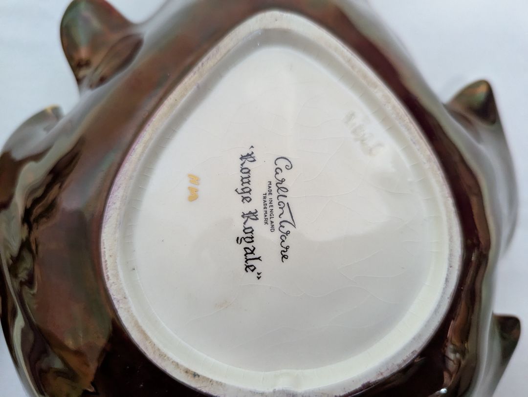 Pair of CavaTina “Rouge Royale” Leaf-Shaped Bowls