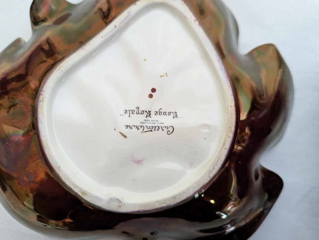 Pair of CavaTina “Rouge Royale” Leaf-Shaped Bowls
