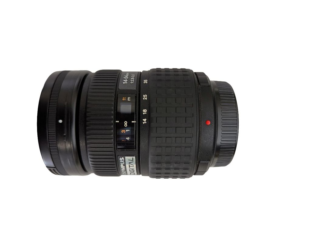 Olympus E-520 DSLR Camera Kit with Two Zuiko Digital Lenses, Accessories & Lowepro Bag