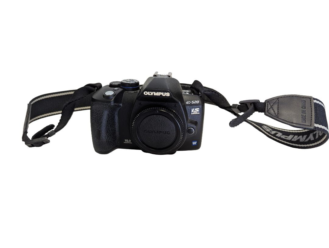 Olympus E-520 DSLR Camera Kit with Two Zuiko Digital Lenses, Accessories & Lowepro Bag